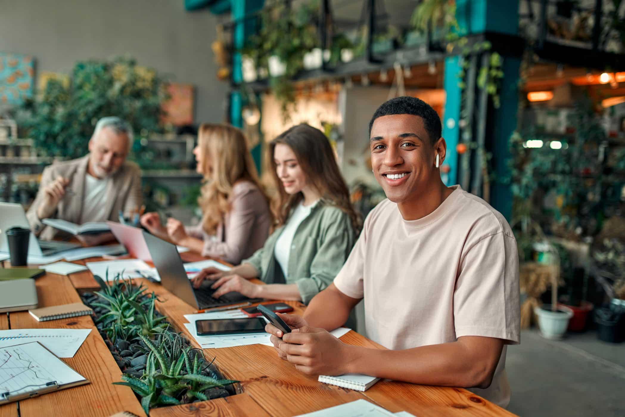 Coworking Em Condomínio: Praticidade Onde Você Mora